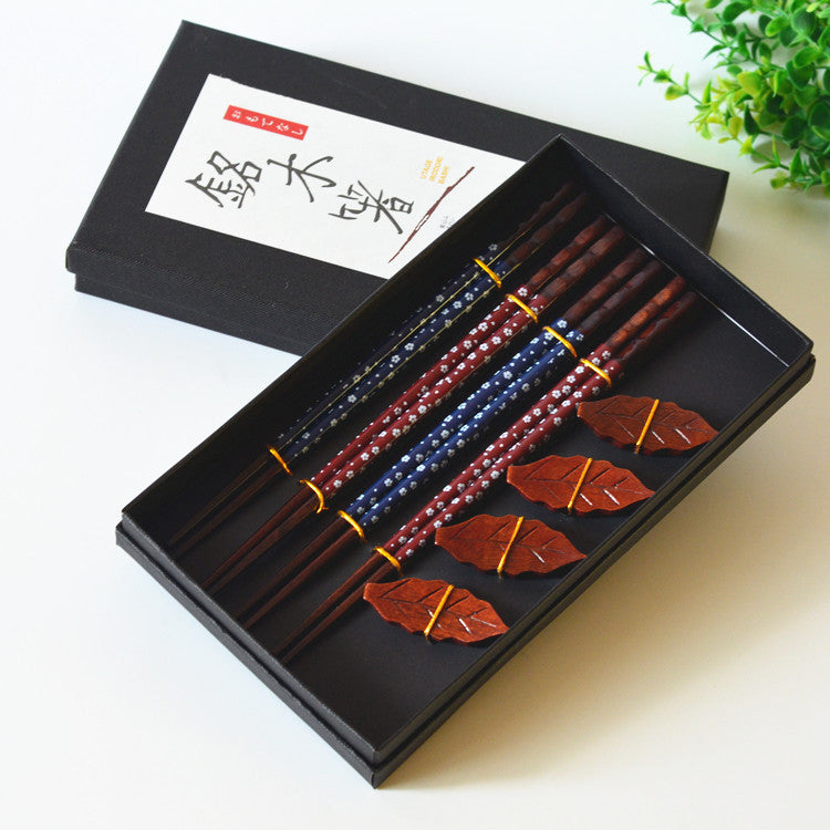 Chopstick Harmony: 4-Pair Wooden Set & Holder Gift Box