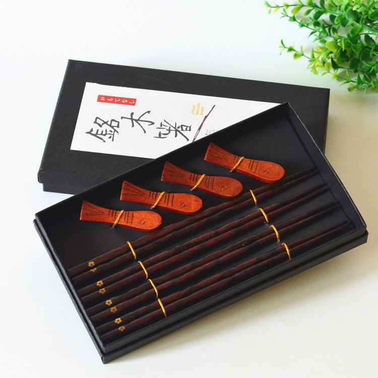 Chopstick Harmony: 4-Pair Wooden Set & Holder Gift Box