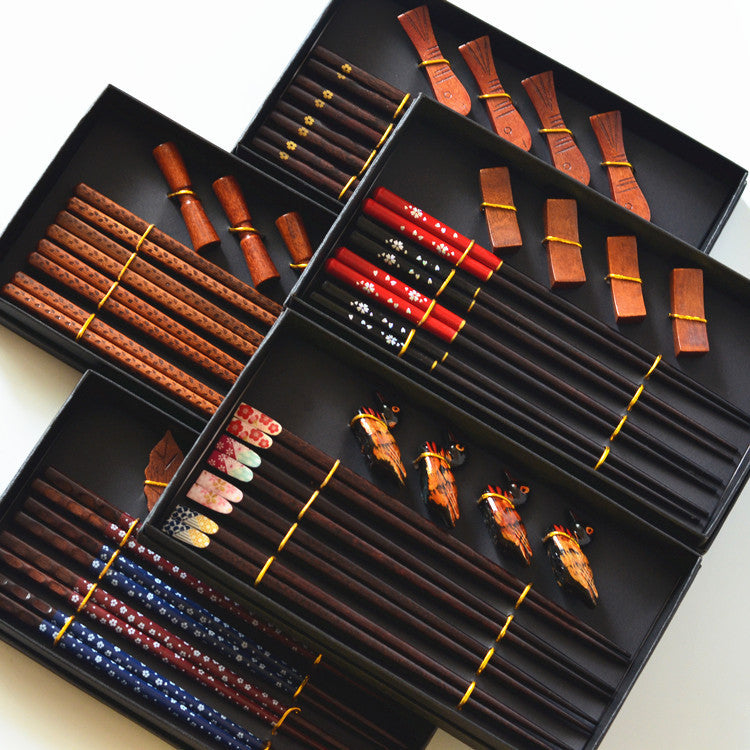 Chopstick Harmony: 4-Pair Wooden Set & Holder Gift Box